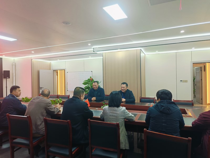   2024年11月政協(xié)領(lǐng)導走訪(fǎng)委員，為企業(yè)排憂(yōu)解難